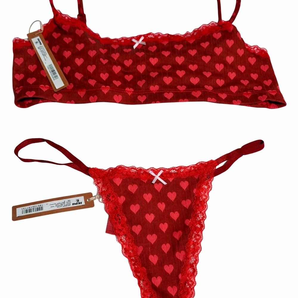 SKIMS Heart Print Bralette & Thong Set – Red – NWT